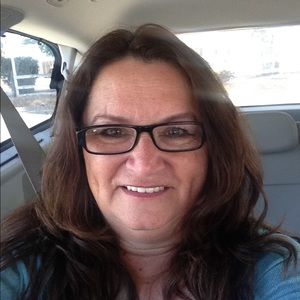 Meet your Posher, Dolly